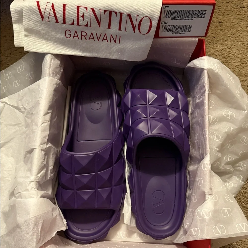 Valentino Roman Rockstud Slides Size 12 NWT - Picture 1 of 6